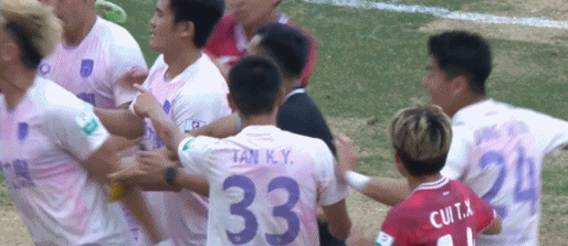 半场：延边龙鼎0-0陕西联合，双方难觅良机，冯伯元染红